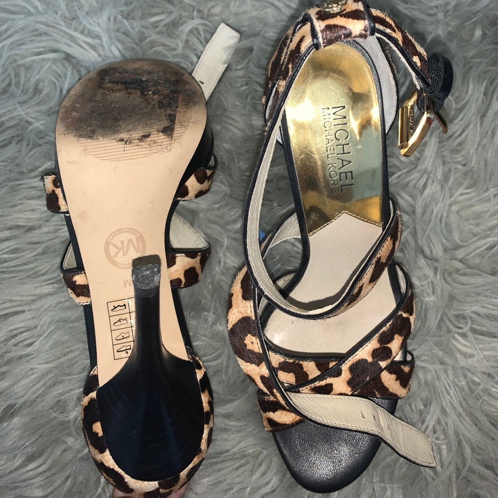 heels - Picture 3 of 4